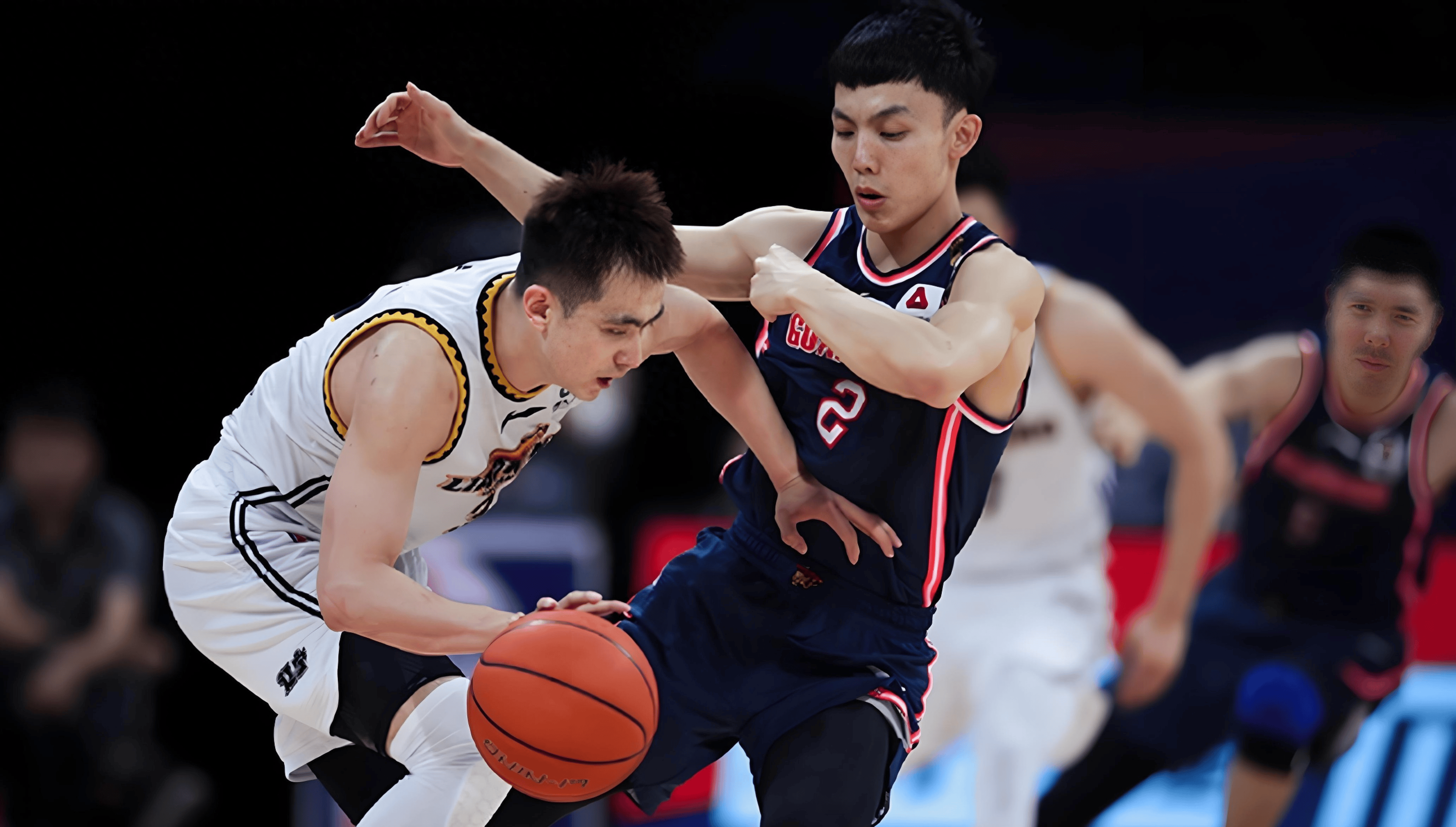 关于今夜上海海港远射贴柱：CBA季后赛节点到来；信心回归；赛程密集仍需轮换的信息